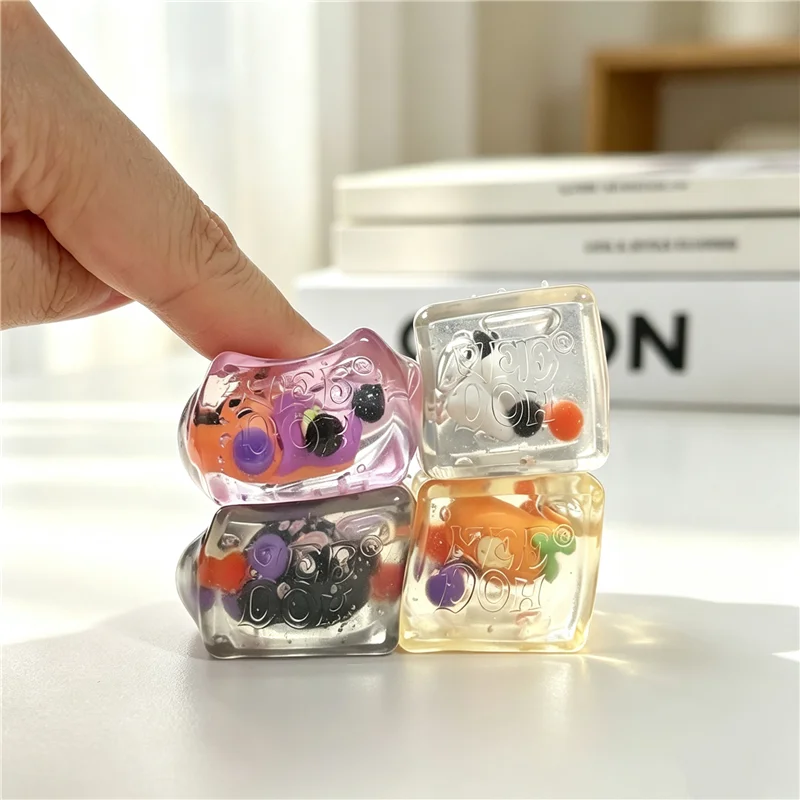 Needoh Halloween Christmas Tee - огляд і ціна Fidget Cube Original